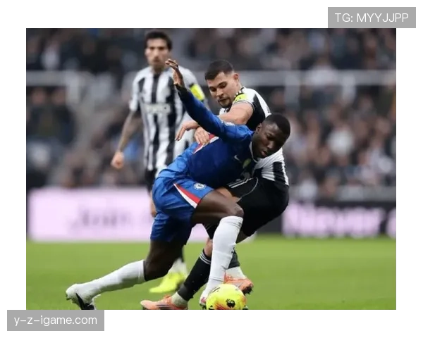 凯塞多拦截表现抢眼获赞 防守核心作用凸显